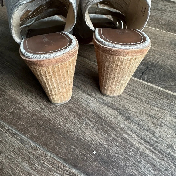 Donald J Pliner Caged Booties Kasia Light Beige Metallic- Women's Size 7.5 - Picture 8 of 16